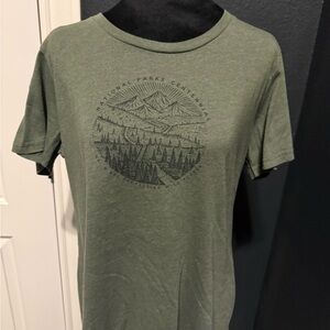 REI Forest Green National Parks Tee Size XL